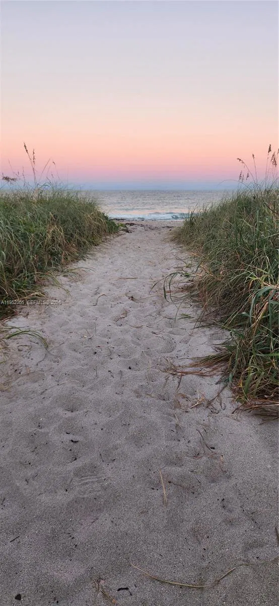 Premier Waterfront Bed  Breakfast and Special Events Venue