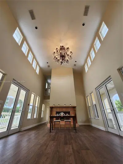 Premier Waterfront Bed  Breakfast and Special Events Venue