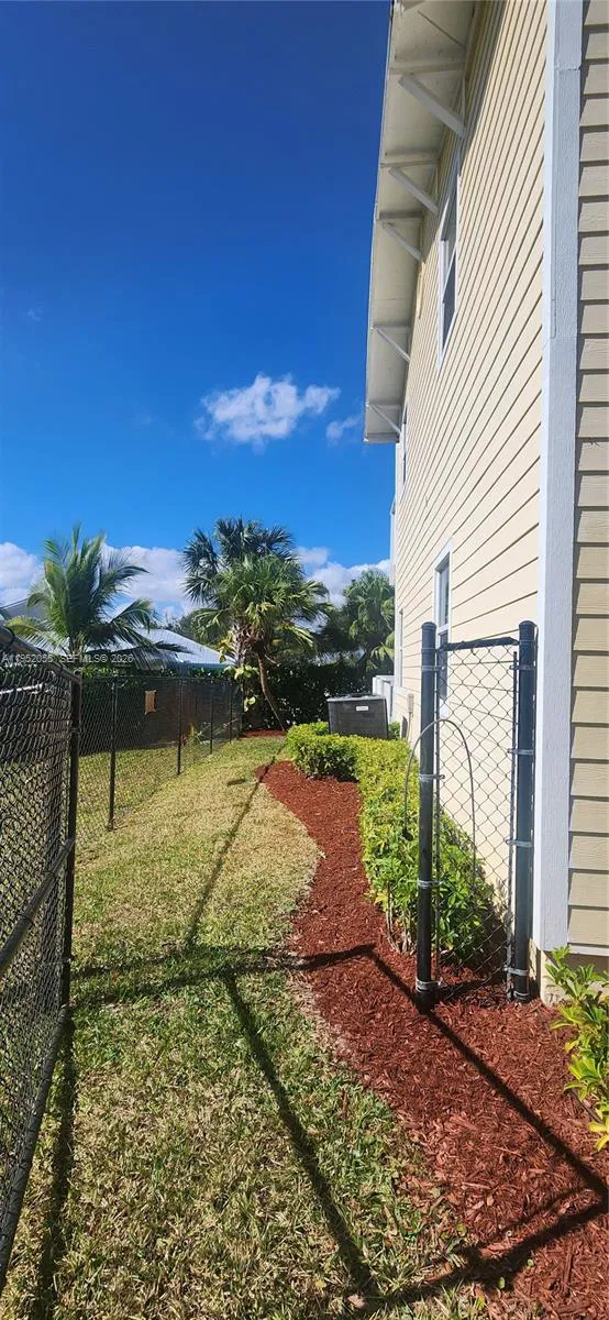 Premier Waterfront Bed  Breakfast and Special Events Venue