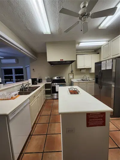 Premier Waterfront Bed  Breakfast and Special Events Venue