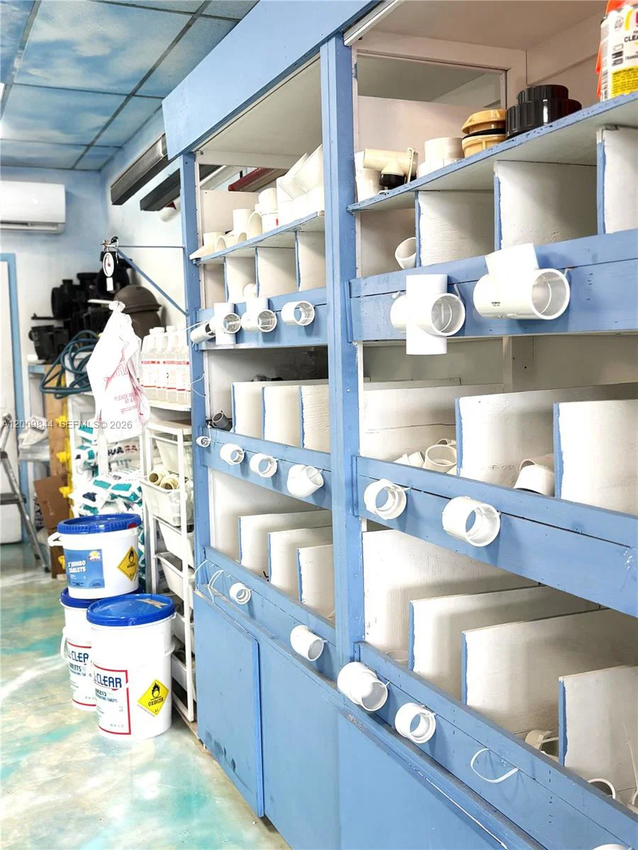 Established Pool Supply Distributor with Top Brands