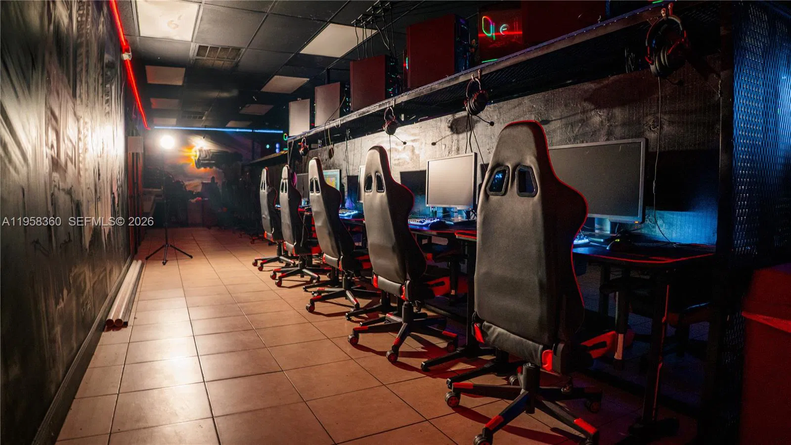 Scalable Entertainment Business with Clear Growth Paths