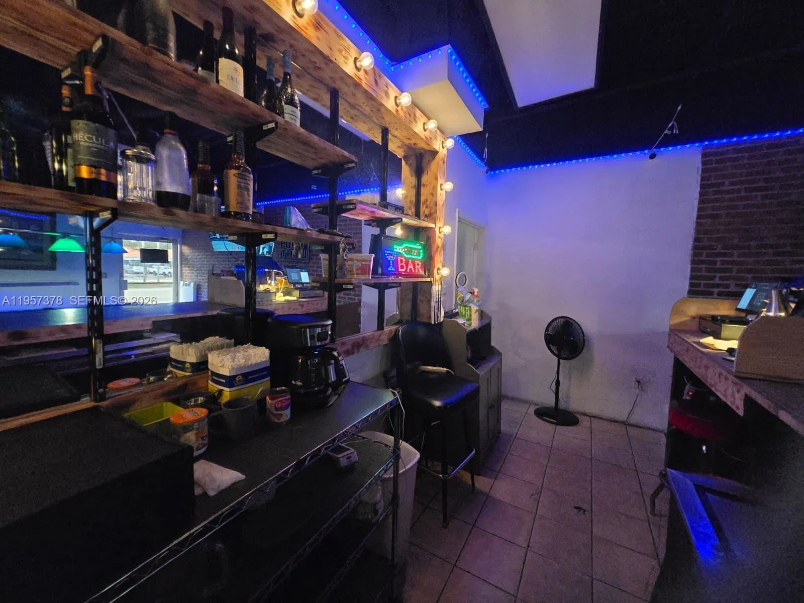 Turnkey Restaurant and Bar with 2COP License