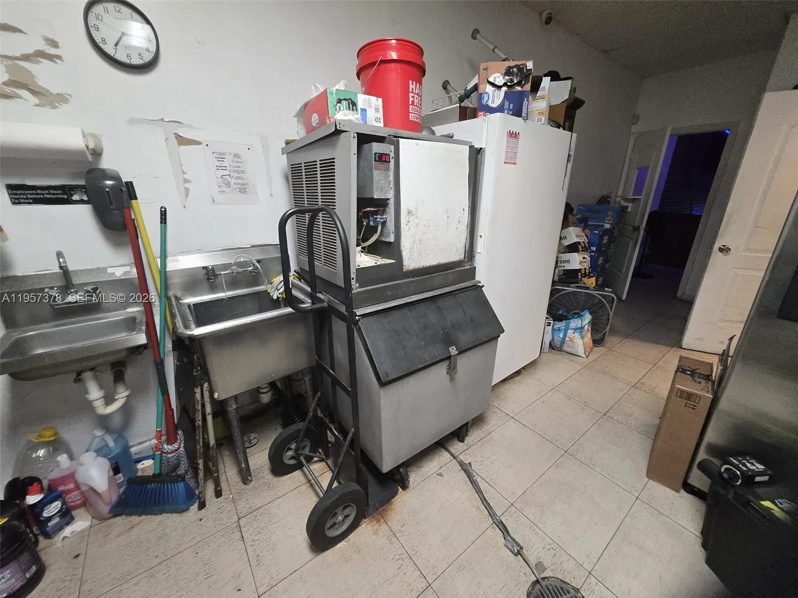 Turnkey Restaurant and Bar with 2COP License