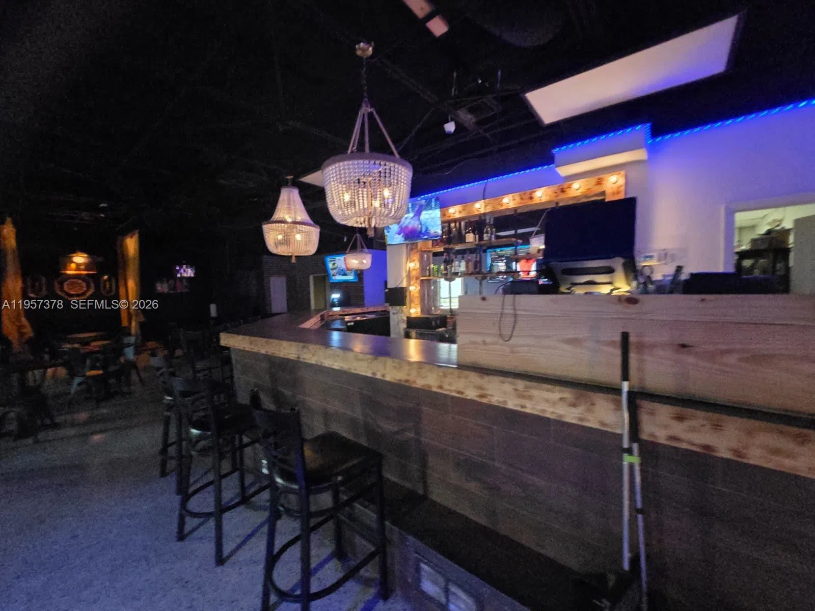 Turnkey Restaurant and Bar with 2COP License