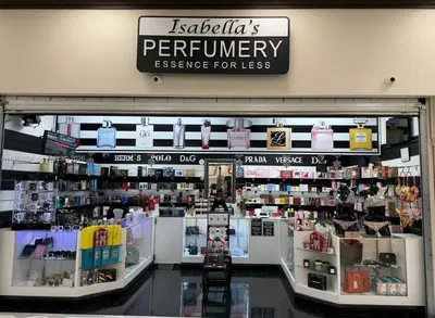 Turnkey Perfume Retailer with High Foot Traffic
