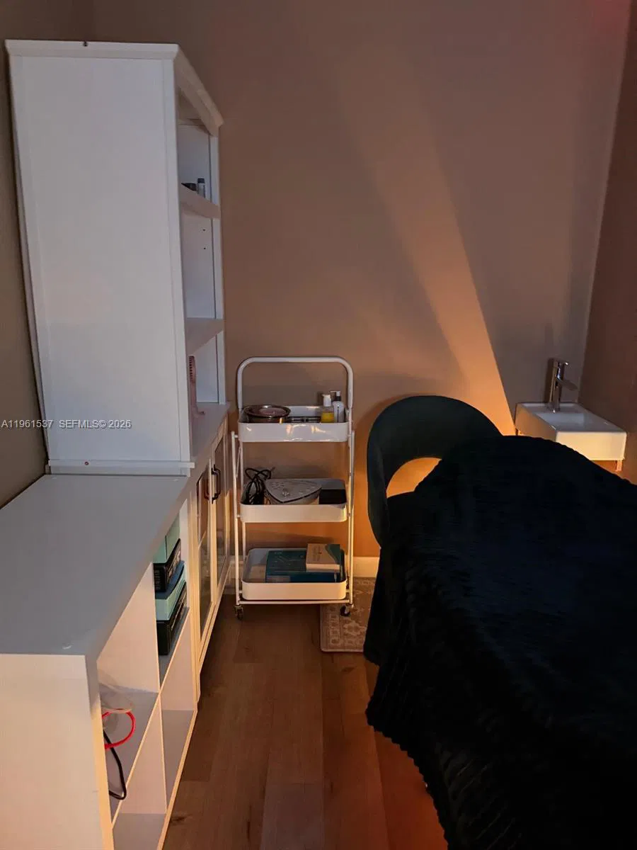 Established Beauty Salon with Strong Lease Terms