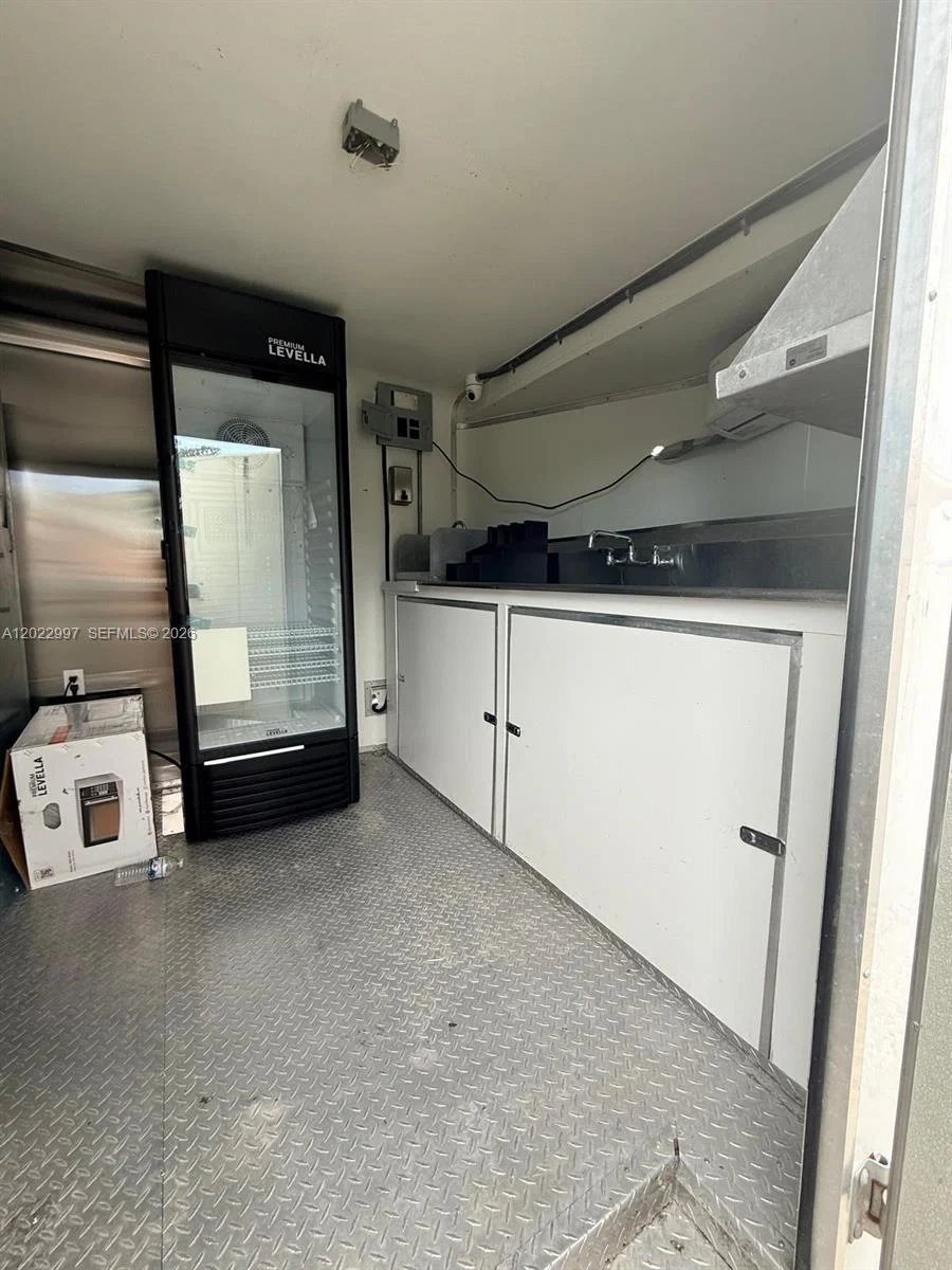 Brand New Food Truck with Mini Split System and Pizza Oven