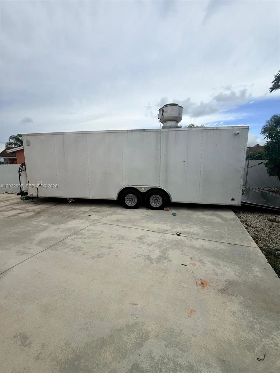 Brand New Food Truck with Mini Split System and Pizza Oven