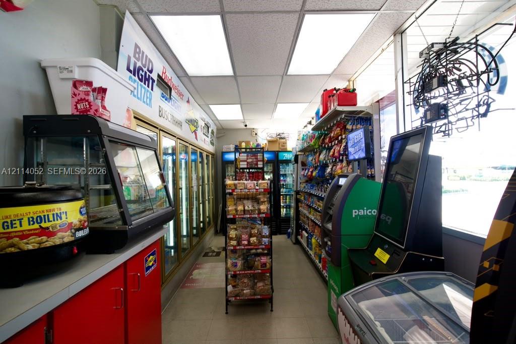 Turnkey Retail Assets with Storage and Licenses