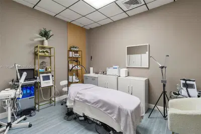 Profitable Beauty Salon with an Exceptionally Affordable Lease