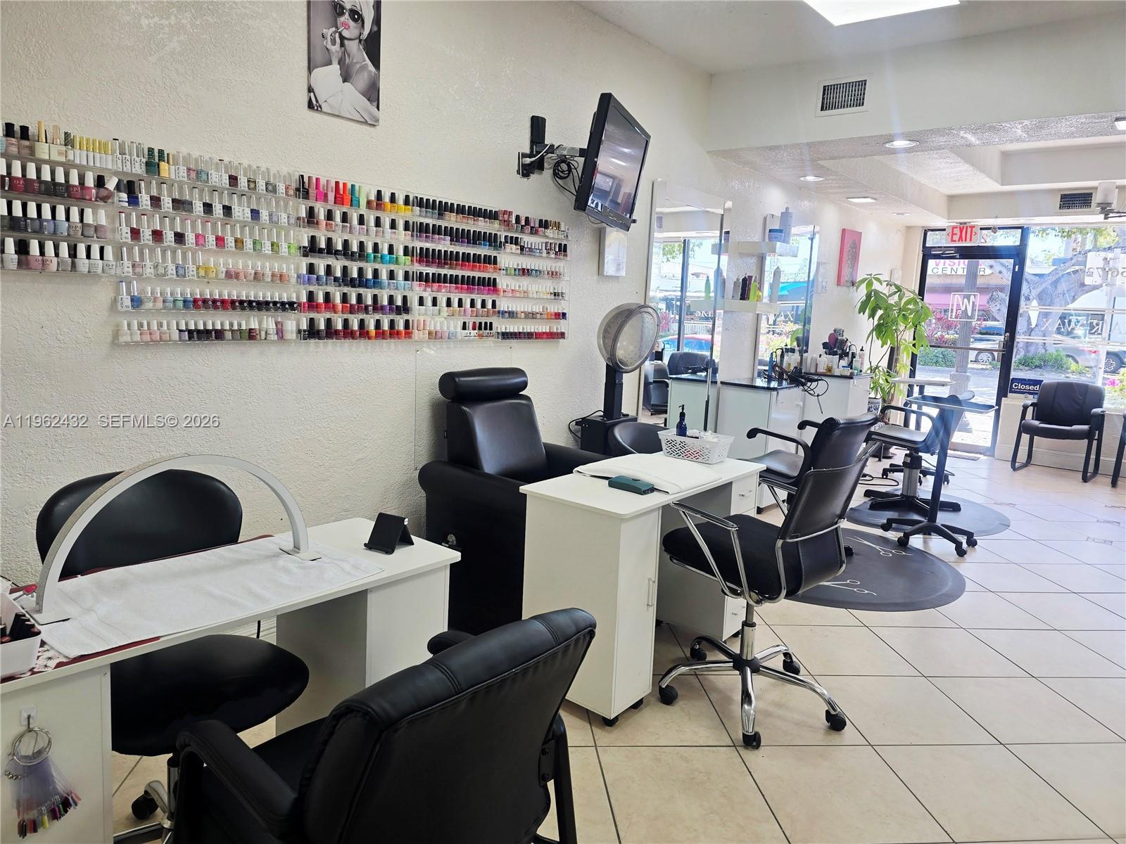 Established Beauty Salon with Loyal Clientele
