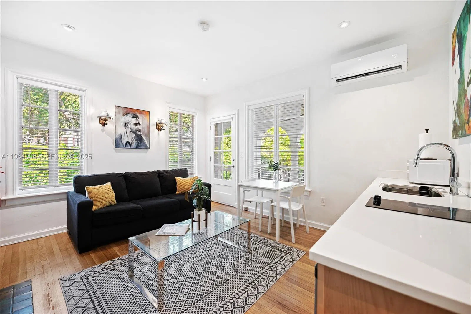 Profitable Bed  Breakfast with Legal Short Term Rental Permit