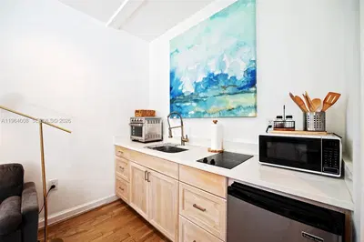 Profitable Bed  Breakfast with Legal Short Term Rental Permit