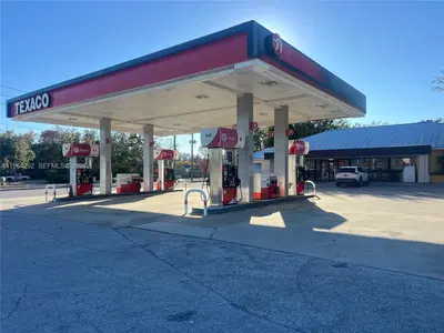 Turnkey Gas Station Business with Consistent Daily Activity