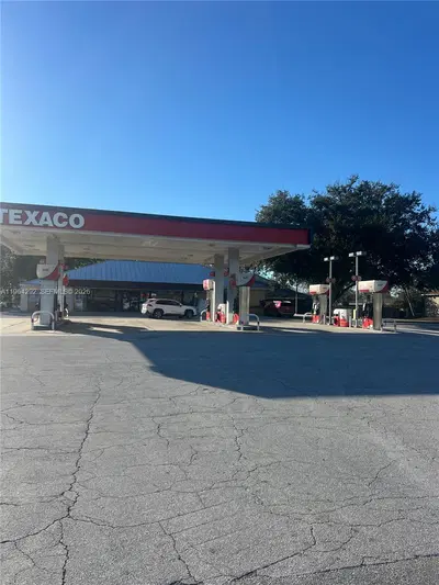 Turnkey Gas Station Business with Consistent Daily Activity