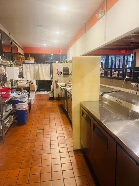 Established Restaurant with Prime High Visibility Location