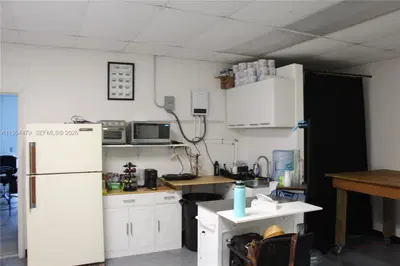 Profitable Pool Service Company with Strong Recurring Revenue