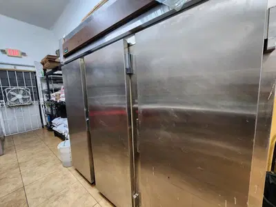 Turnkey Bakery Restaurant with Prime Location