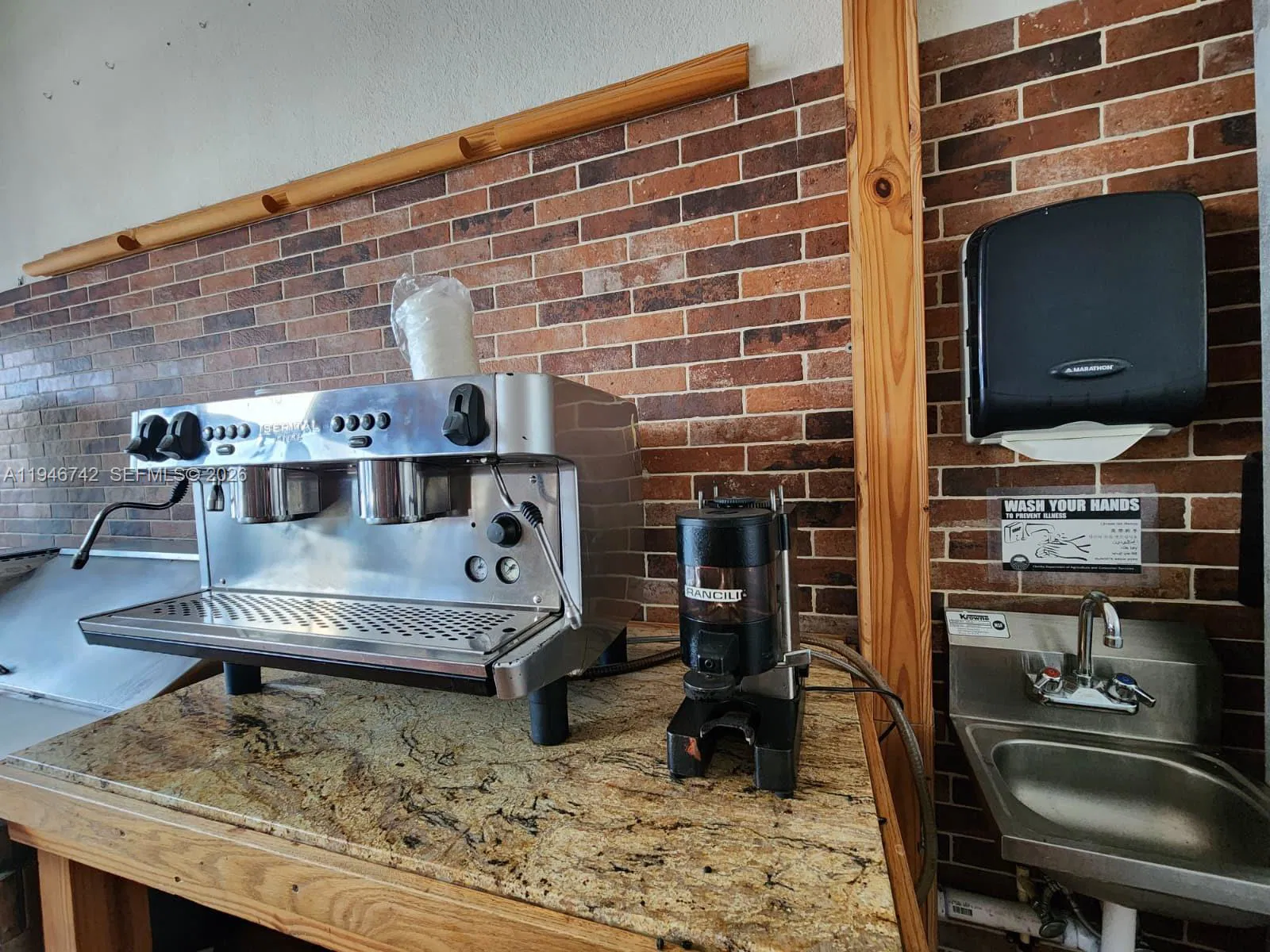 Turnkey Bakery Restaurant with Prime Location