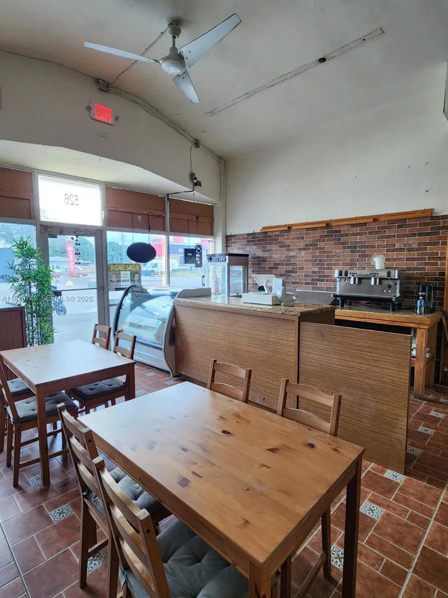 Turnkey Bakery Restaurant with Prime Location