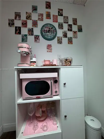 Boutique Hair Salon and Barber Shop with High Visibility