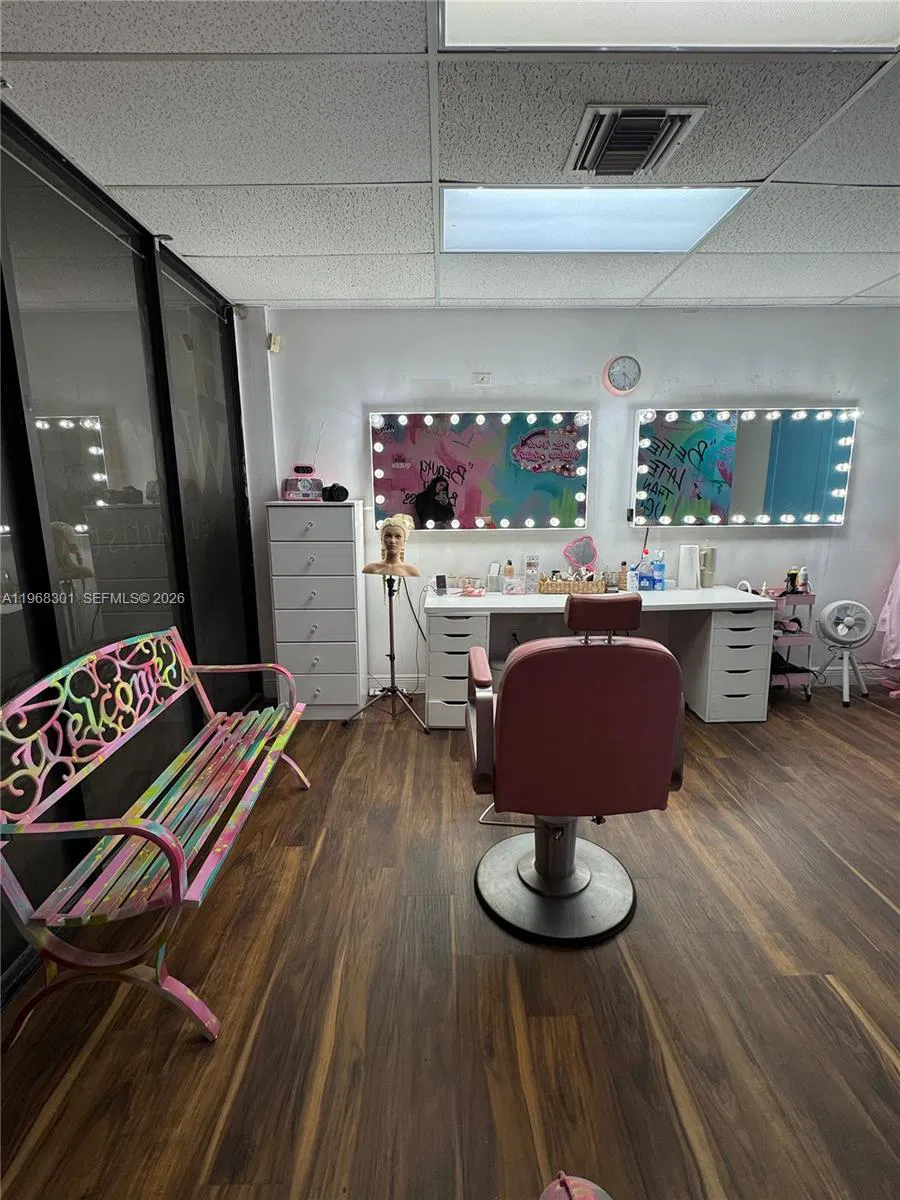 Boutique Hair Salon and Barber Shop with High Visibility