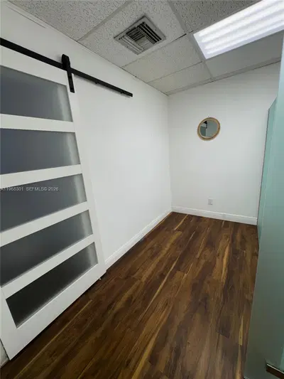 Boutique Hair Salon and Barber Shop with High Visibility