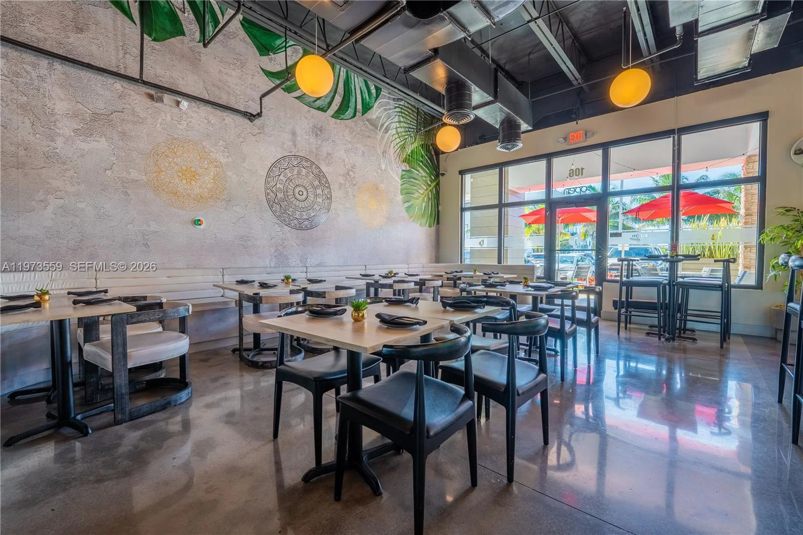 Turnkey Restaurant with 24 Hour Liquor License and Modern Upgrades