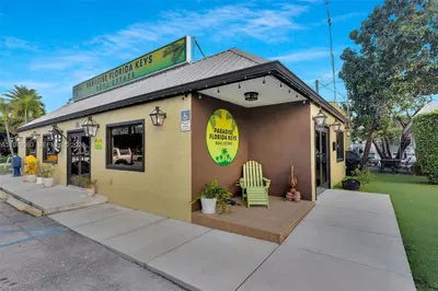 Premier Commercial Property with Highway Frontage