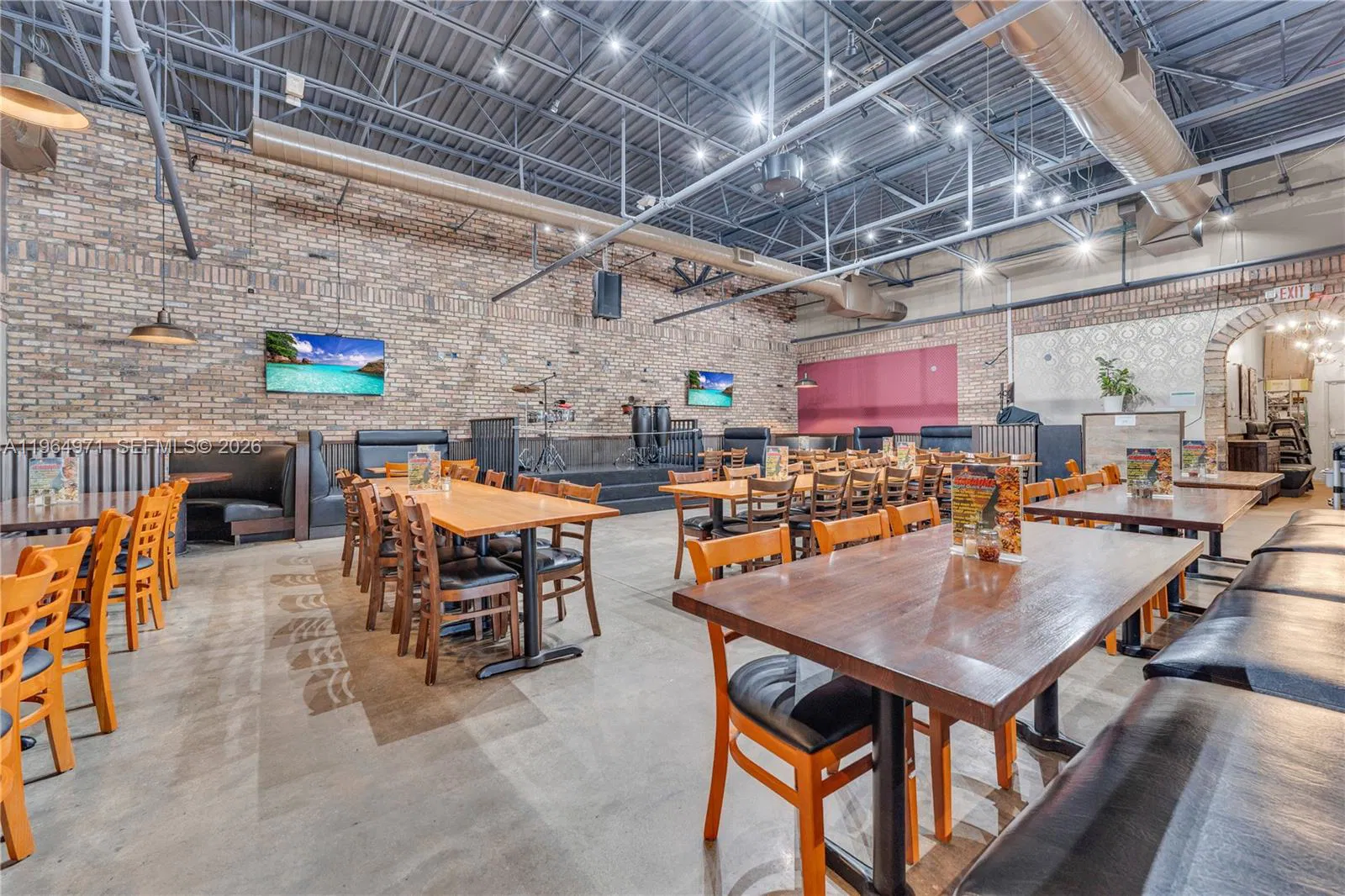 Complete Restaurant and Bar Equipment Package with Entertainment Stage