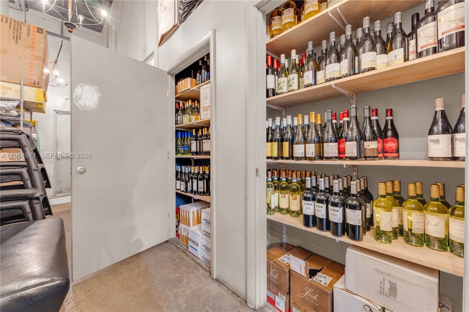 Complete Restaurant and Bar Equipment Package with Entertainment Stage