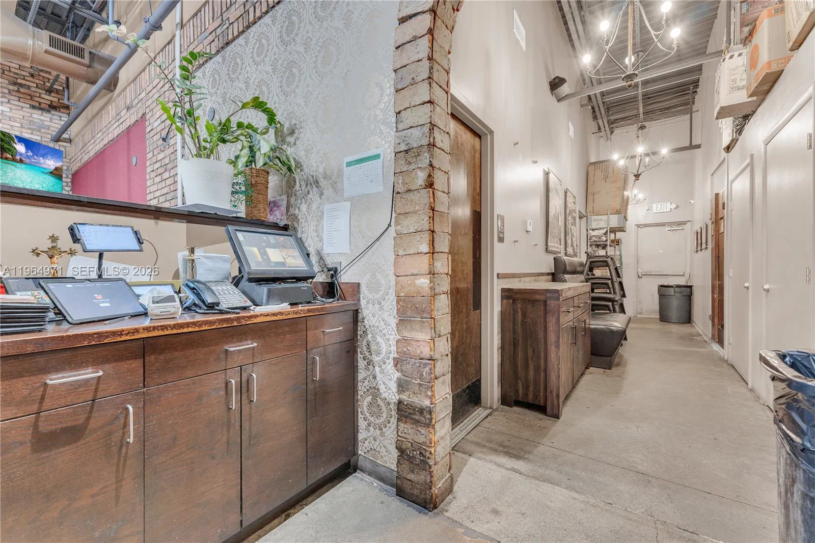 Complete Restaurant and Bar Equipment Package with Entertainment Stage