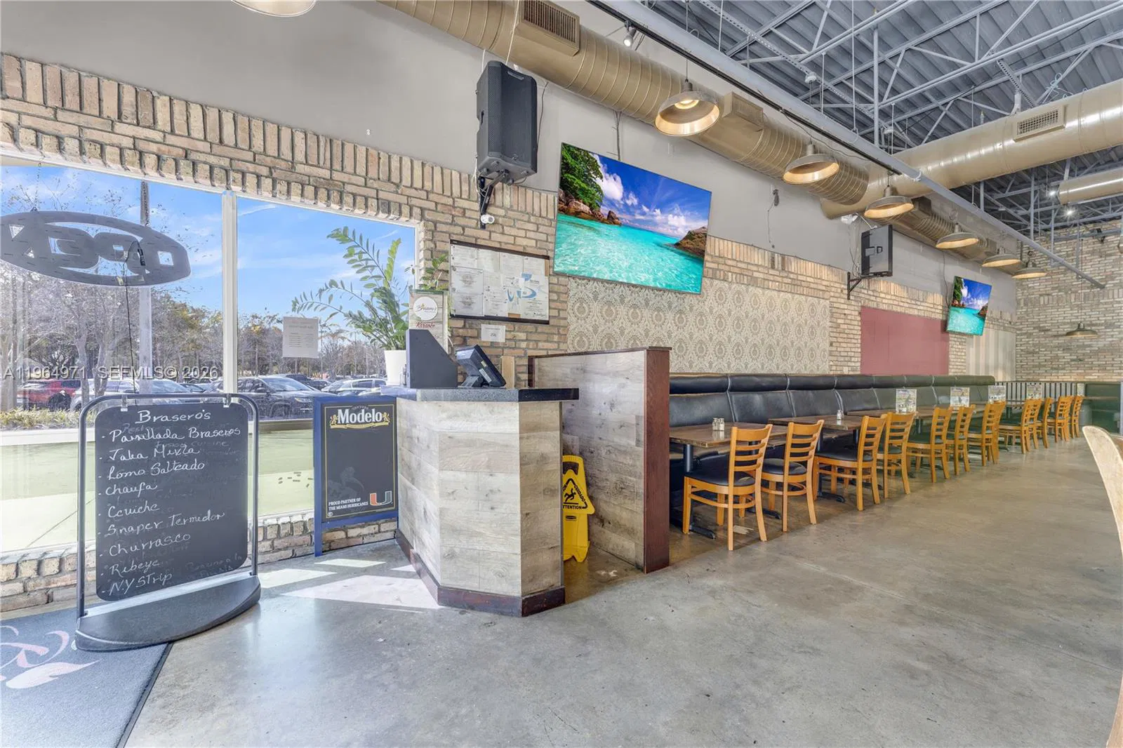 Complete Restaurant and Bar Equipment Package with Entertainment Stage