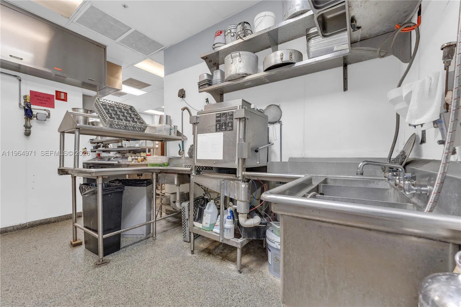 Complete Restaurant and Bar Equipment Package with Entertainment Stage