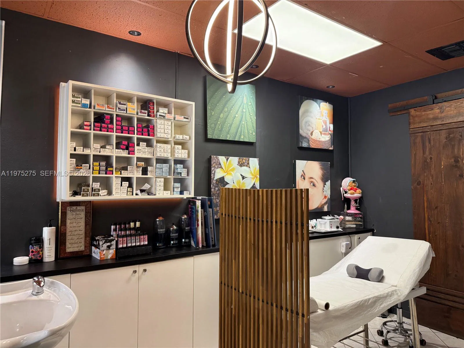 Complete Hair Salon Equipment Package with High End Stations