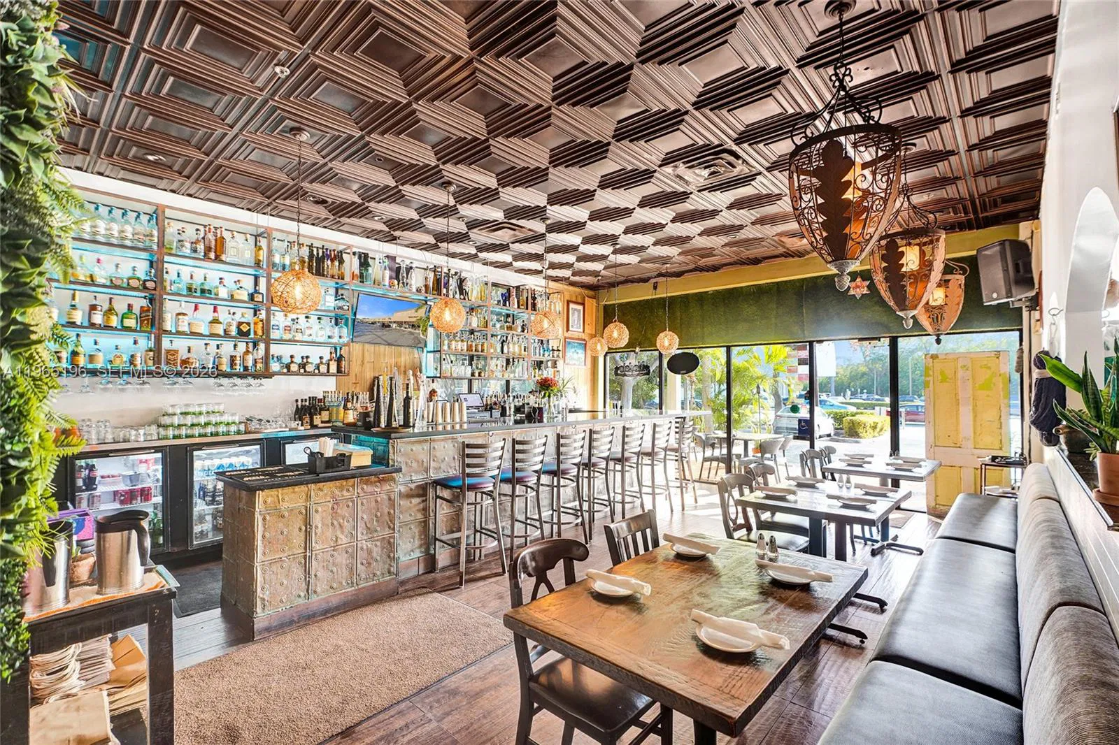 Established Restaurant with Valuable 4COP Liquor License