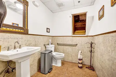 Established Restaurant with Valuable 4COP Liquor License