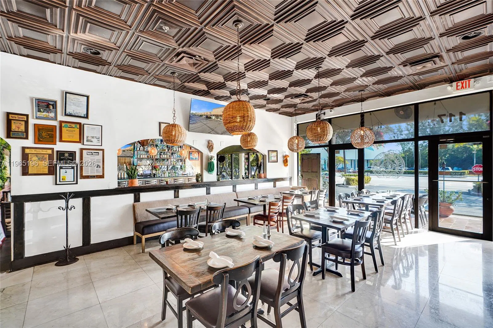 Established Restaurant with Valuable 4COP Liquor License