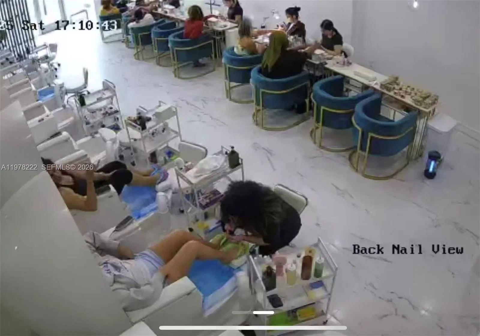 Turnkey Nail Salon with Over 3,200 Registered Clients