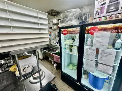 Turnkey Pizzeria with Favorable Lease and Delivery Integrations