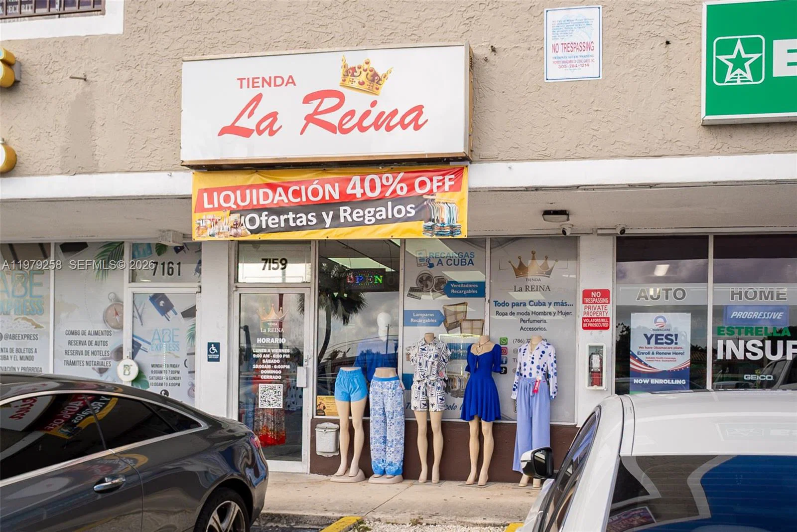 Profitable Retail Business with High Visibility on Calle 8