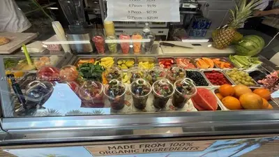 Premier Gyro Restaurant with 5 Star Reviews and Beer and Wine License