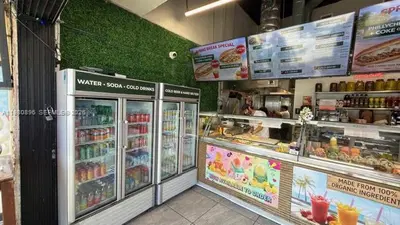 Premier Gyro Restaurant with 5 Star Reviews and Beer and Wine License