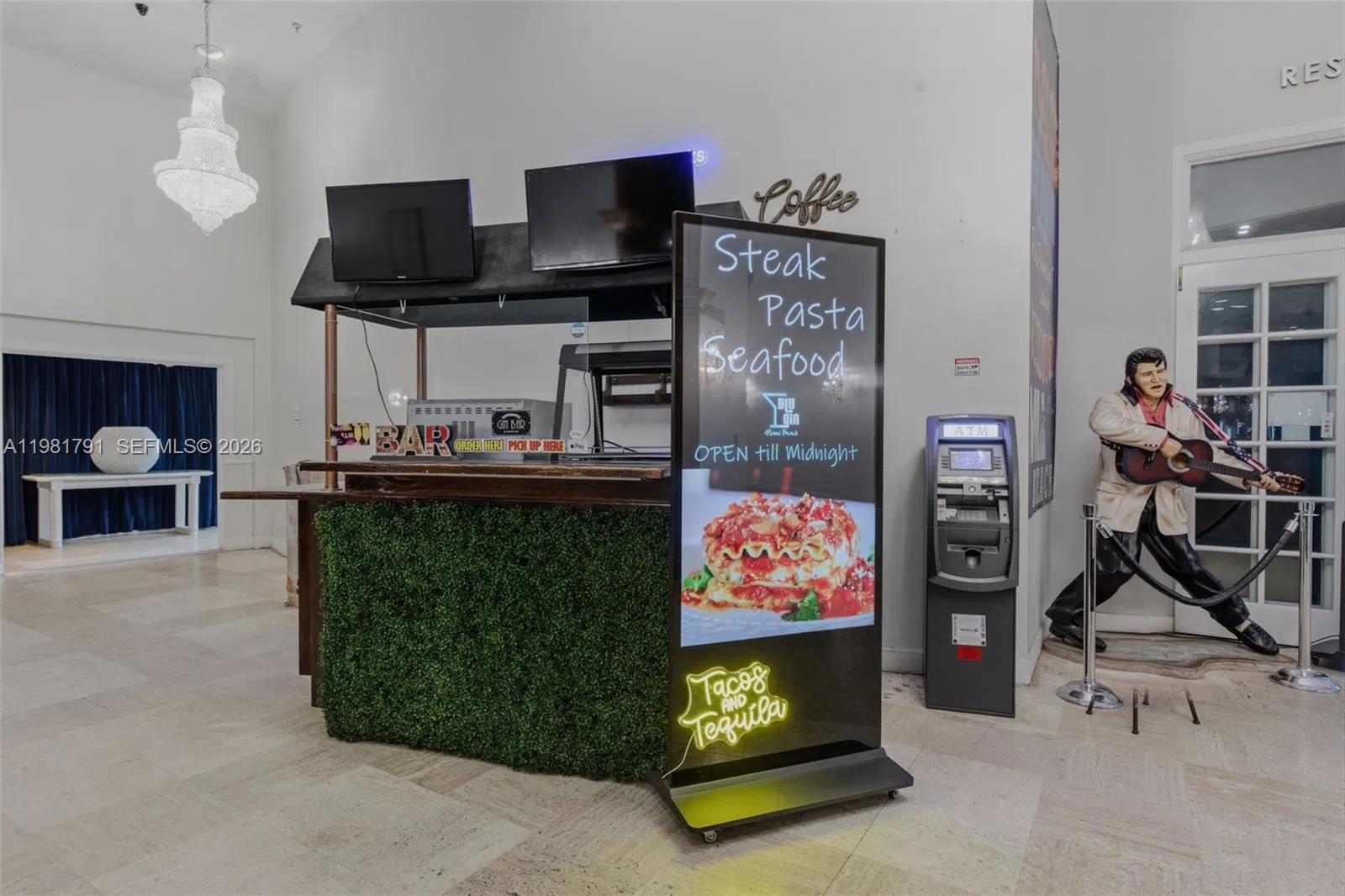 Complete Oceanfront Restaurant and Lounge Asset Package