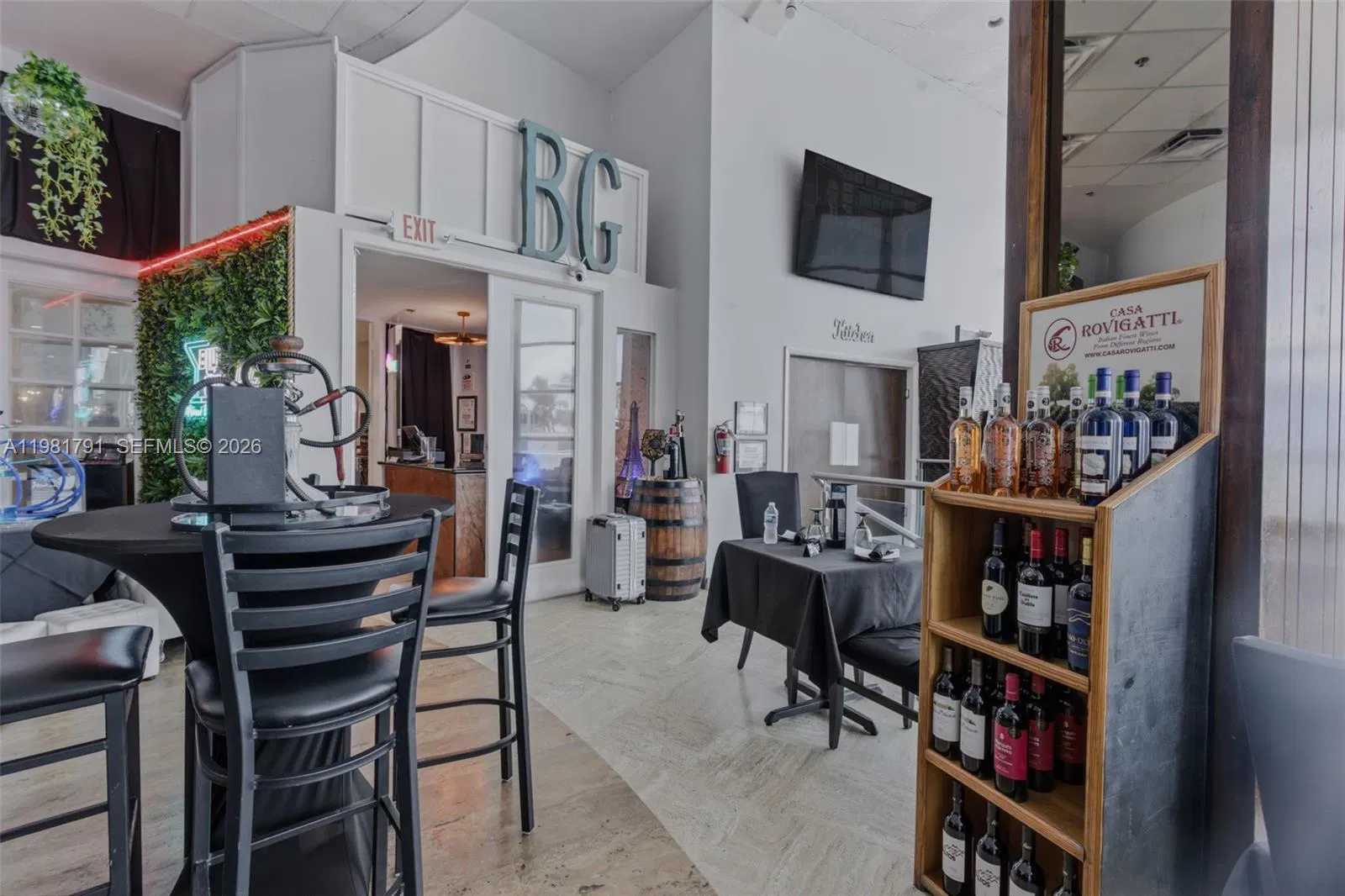 Complete Oceanfront Restaurant and Lounge Asset Package