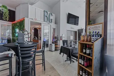 Complete Oceanfront Restaurant and Lounge Asset Package