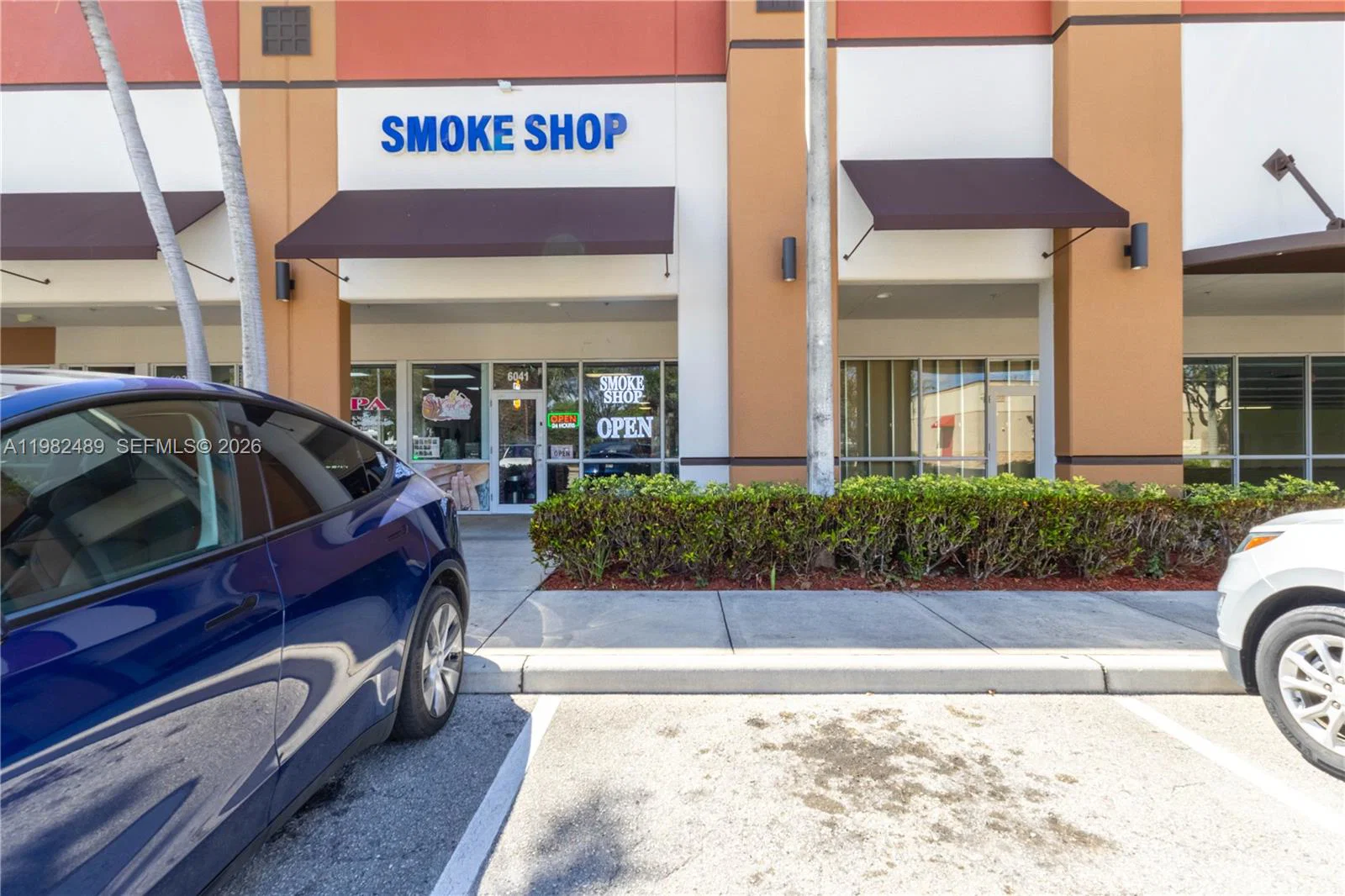 Turnkey Smoke Shop with High Visibility and Steady Foot Traffic