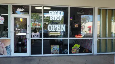 Turnkey Smoke Shop with High Visibility and Steady Foot Traffic