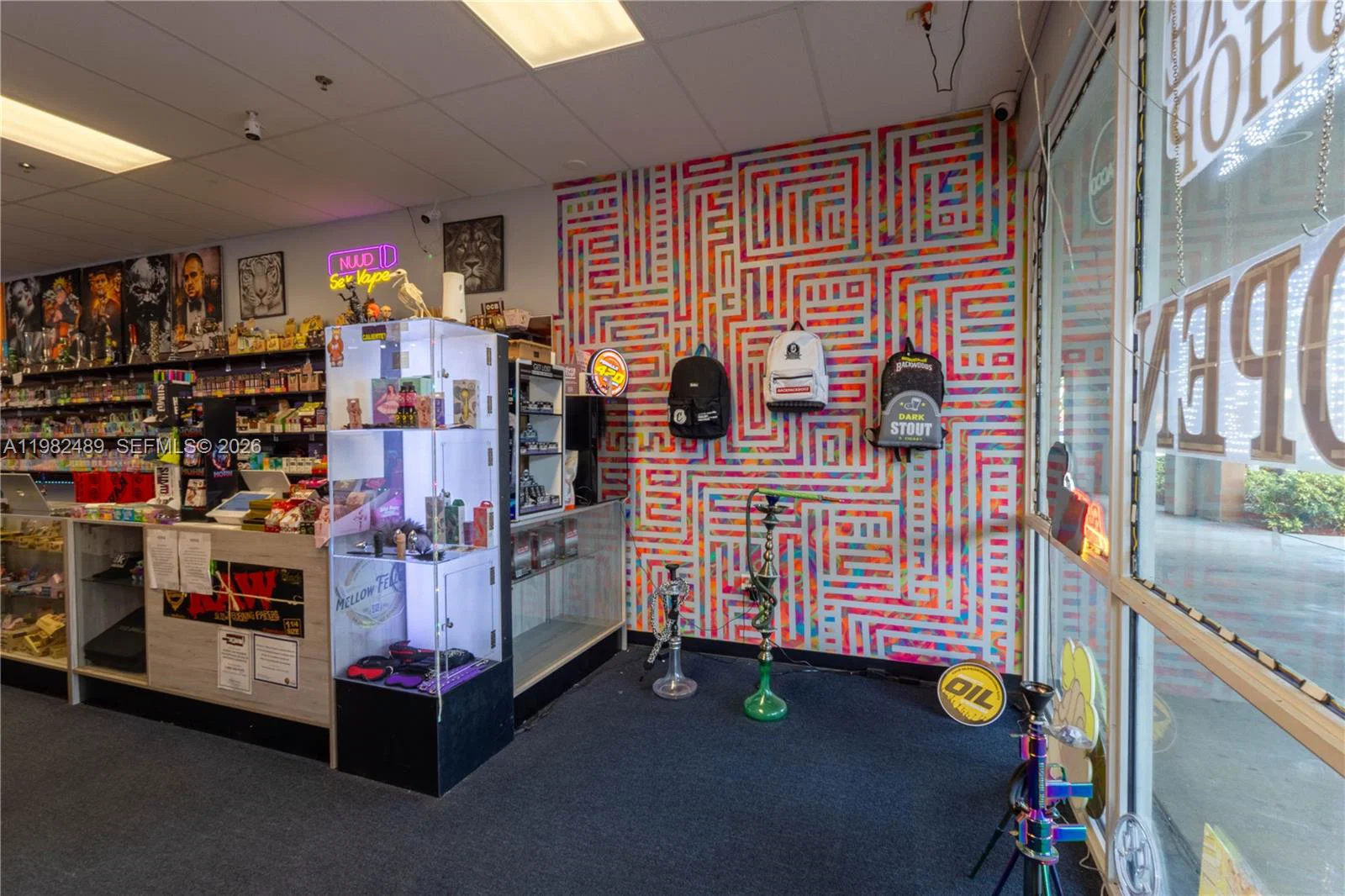 Turnkey Smoke Shop with High Visibility and Steady Foot Traffic